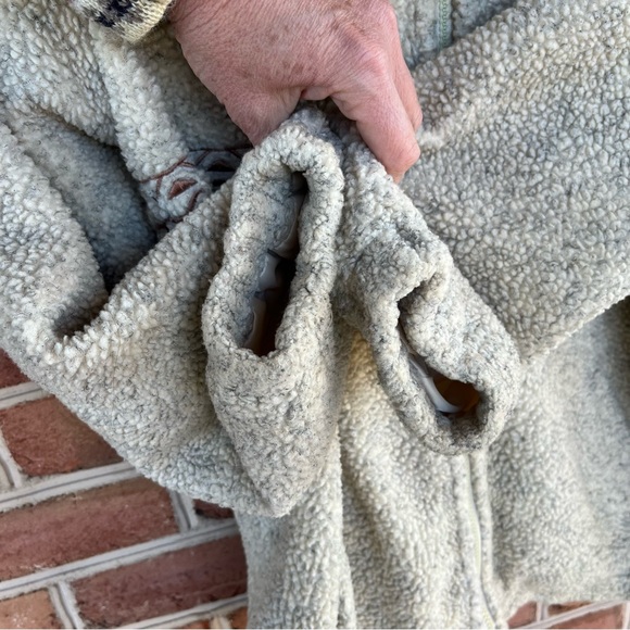 Reversible fleece coat. Great for walking, hiking, shopping and city streets M - Picture 6 of 13